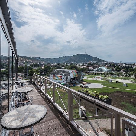 Hotel Rikhe Monika Tbilisi Buitenkant foto