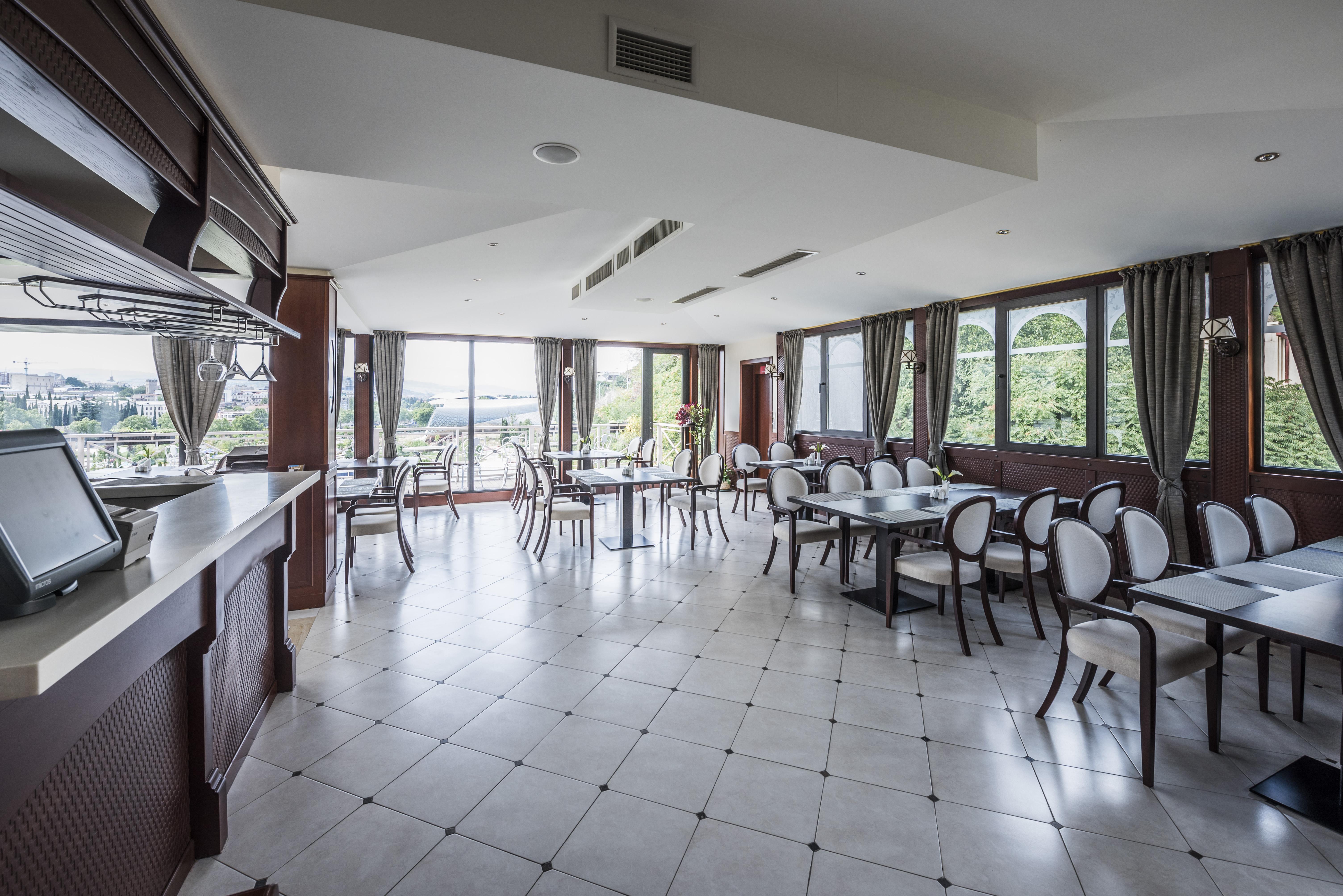 Hotel Rikhe Monika Tbilisi Buitenkant foto